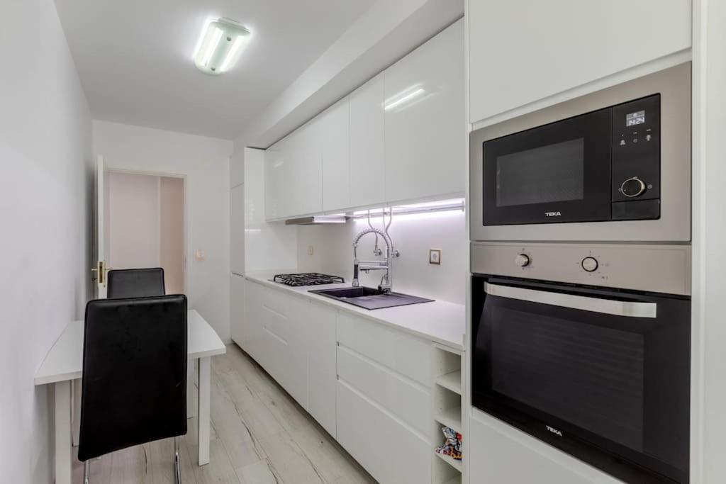 Spacious 3-Bedroom Condo In Lisboa Екстериор снимка