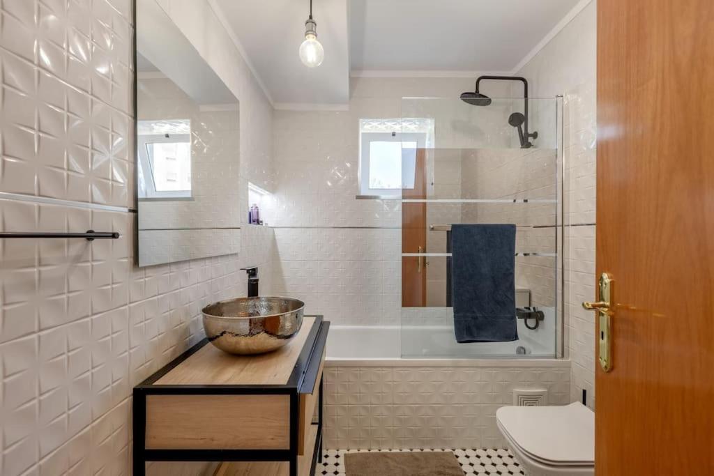 Spacious 3-Bedroom Condo In Lisboa Екстериор снимка